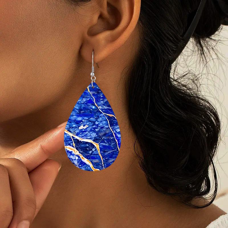 2 Pairs Vibrant Marbled Pattern PU Leather Earrings Fashion Earrings Holiday Gifts for Friends Party Fashion Accessories