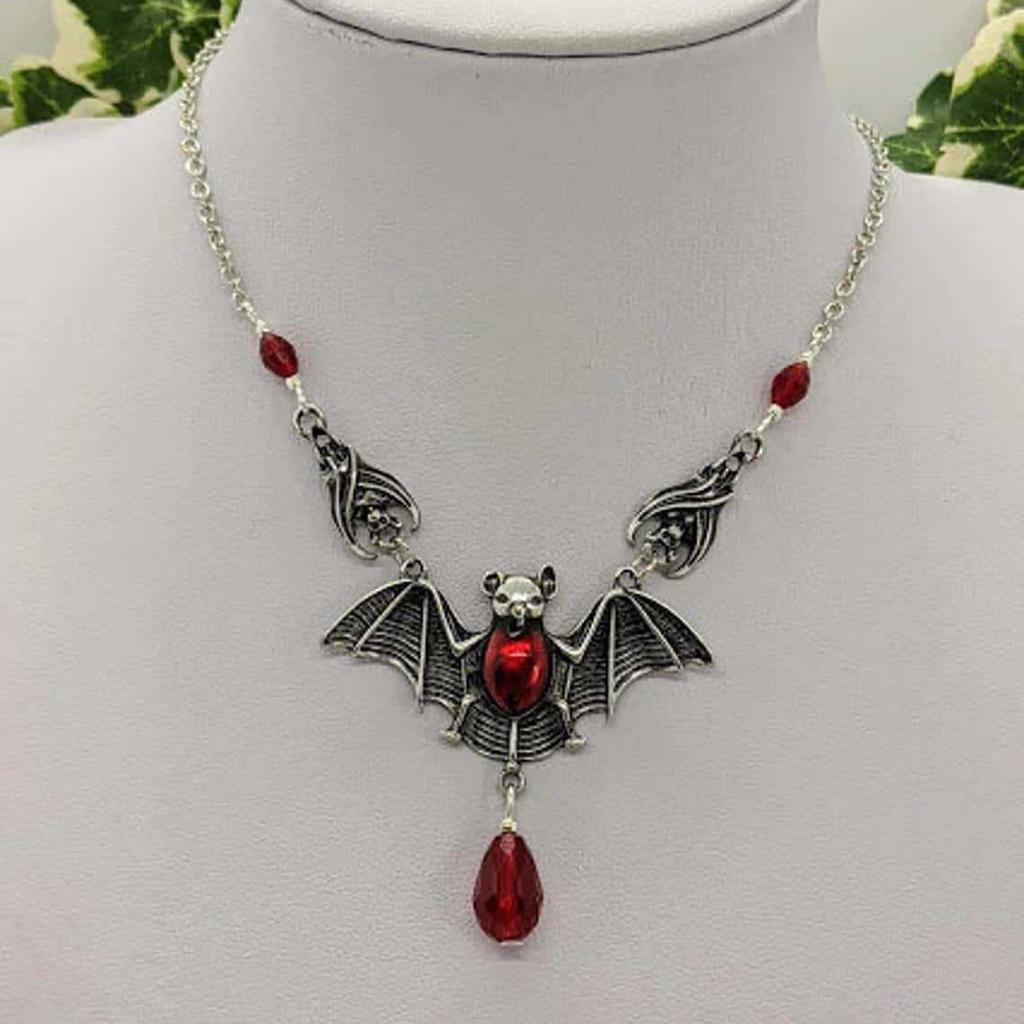 Retro Goth Red Crystal Bead Tassel Sliver Color Vampire Bat Pendant Choker Necklace Earrings Set for Men Women Hallowmas Jewelry