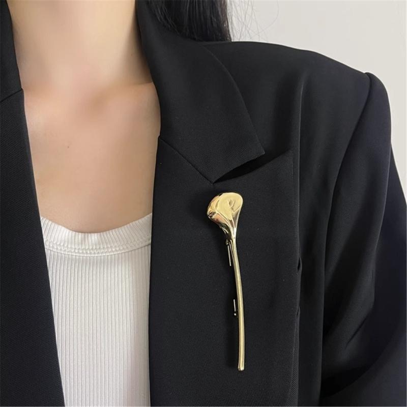 Glossy Leaf Fashion Brooch Sturdy Alloy Corsage Pin Portable Jewelry Gift for Women Social Event