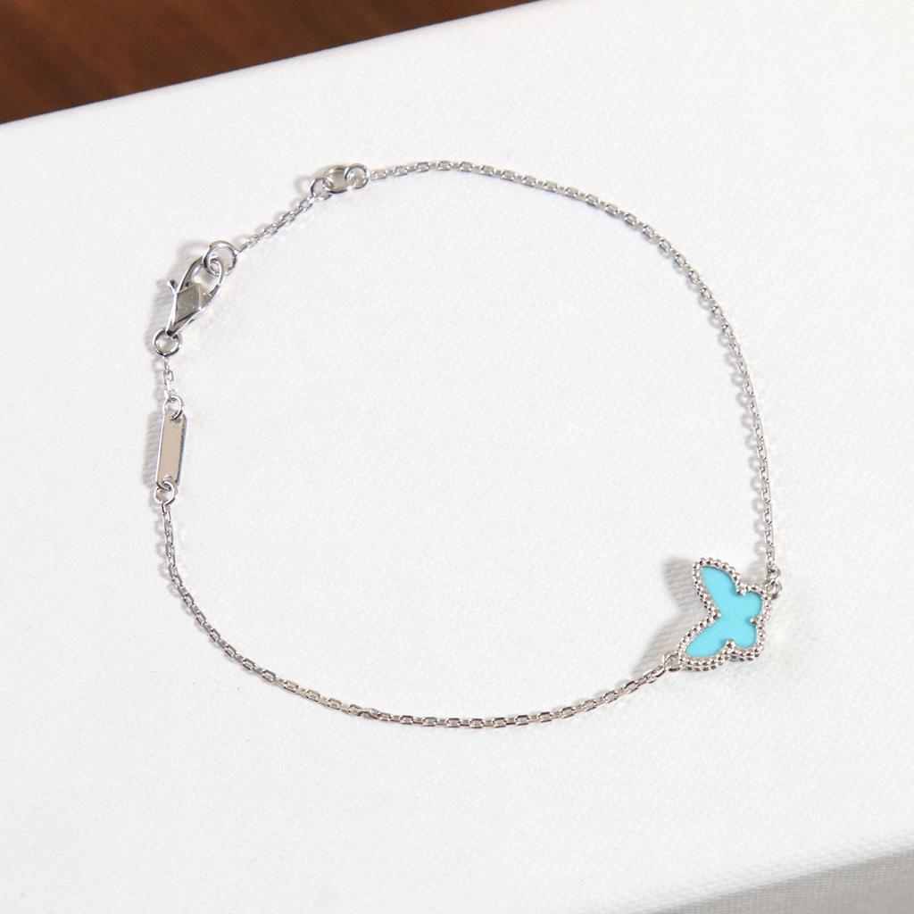 2023 New Hot Brand Vintage Bracelet For Women Luxury Jewelry Set Designer High Quality Butterfly Necklace and Earrings