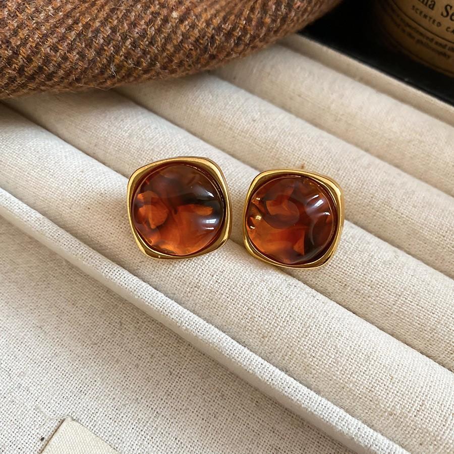 Silver Needle Retro Resin Geometric Round Oval Pendant Earrings Maillard Style Stud Earrings Niche Design Earrings Women