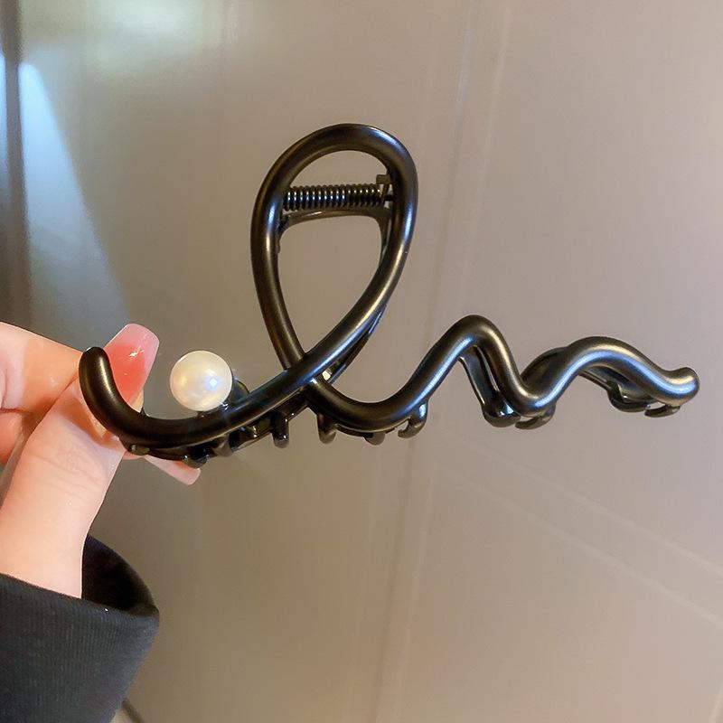 Metallic Cross Wave Pearl Grab Clip Fashion Back Head Large Disc Hair Temperament Shark Hairpin