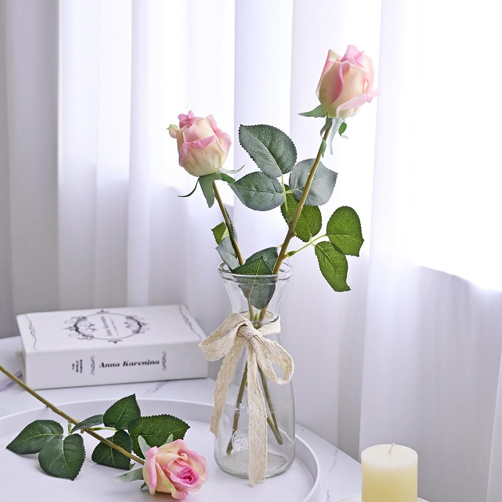 

Поодинока Зволожуюча Симуляція Троянди Бутон Відчуття Симуляція Троянди Бутон Квітка Готельна Квітка Маятник Свято Цисі День Святого Валентина Букет світло-фіолетового кольору