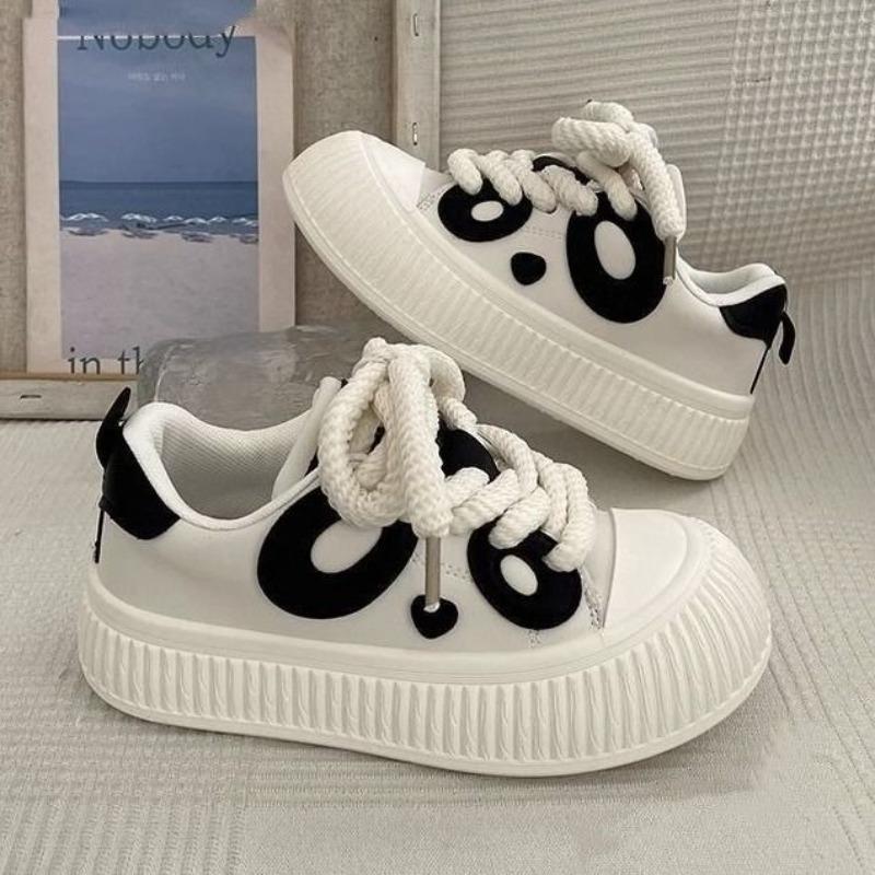 Explosive change super cute panda biscuit shoes little white shoes children's autumn niche original casual women's shoes versatile student board shoes