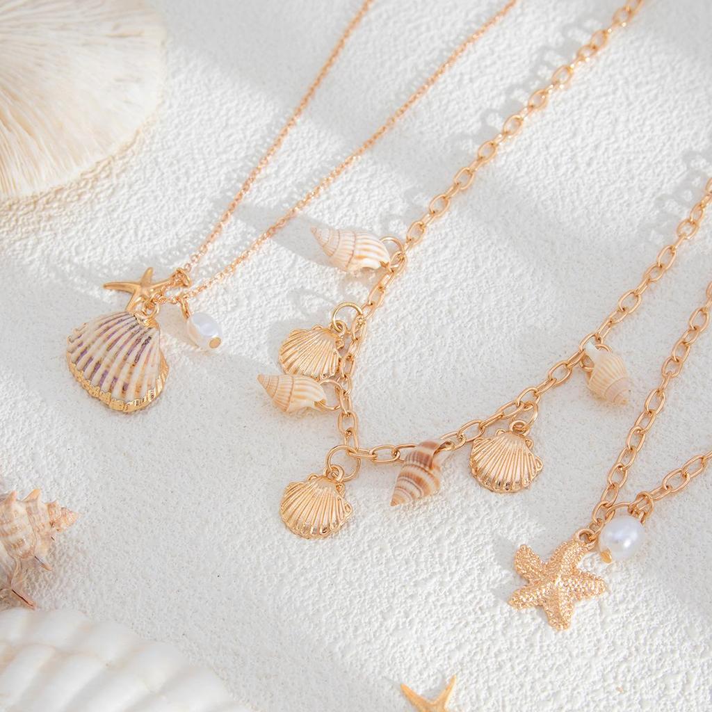 3pcs Bohemian Shell Starfish Pendant Necklace Ocean Series Multi-layered Alloy Pearl Clavicle Chain Necklaces for Women Summer Fashion Jewelry