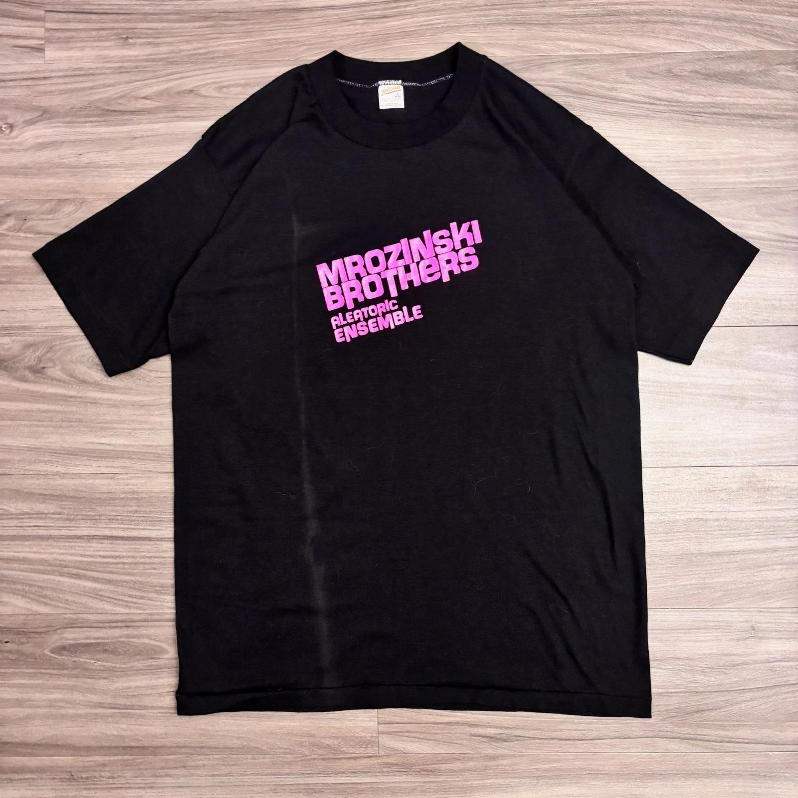 

80s / Vintage Mrozinski Brothers Aleatoric Ensemble Tee USA Made Single Stitch L 3XL