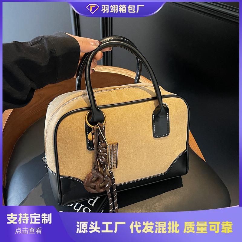 High-end Casual Versatile Bag Women's New Autumn and Winter Fashion Portable Messenger Commuter Bag