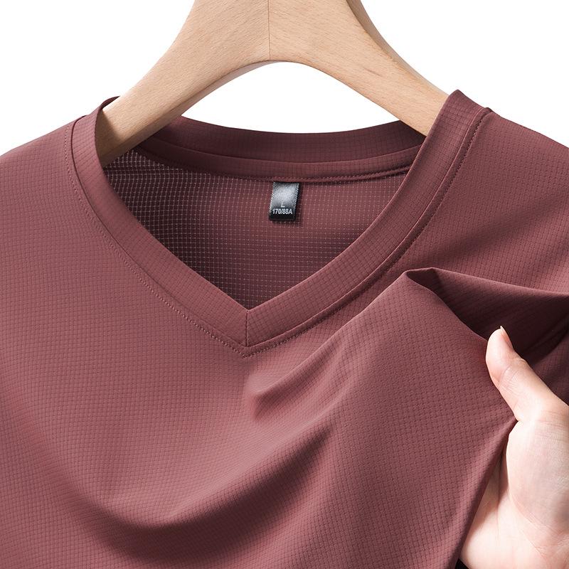 T-shirt da uomo taglie forti 9XL in seta ghiacciata con scollo a V a maniche corte, ad asciugatura rapida - Senza cuciture, leggera, traspirante, top sportivo estivo