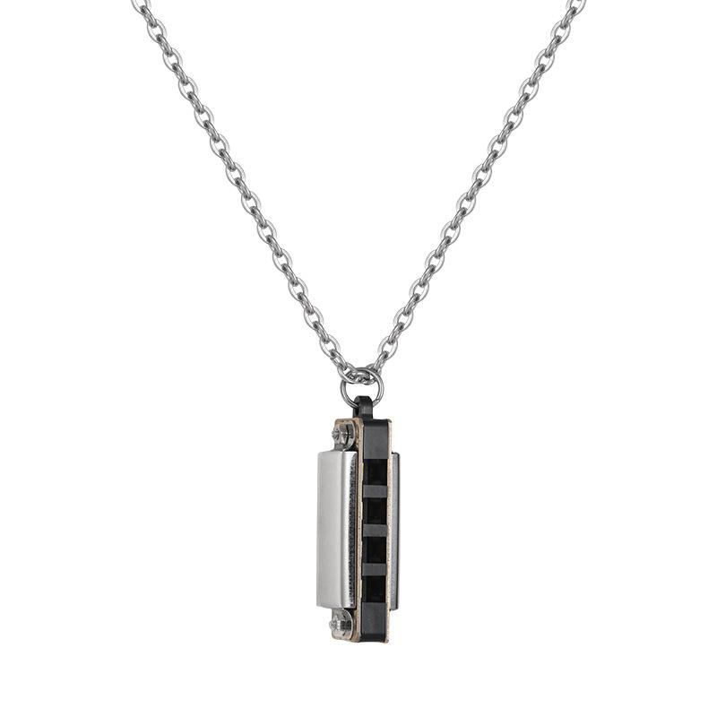 

Ye Yin has the same style, which can be blown, harmonica necklace, earth cool dancing, literary couple pendant chain, sweater chain, accessories tide.