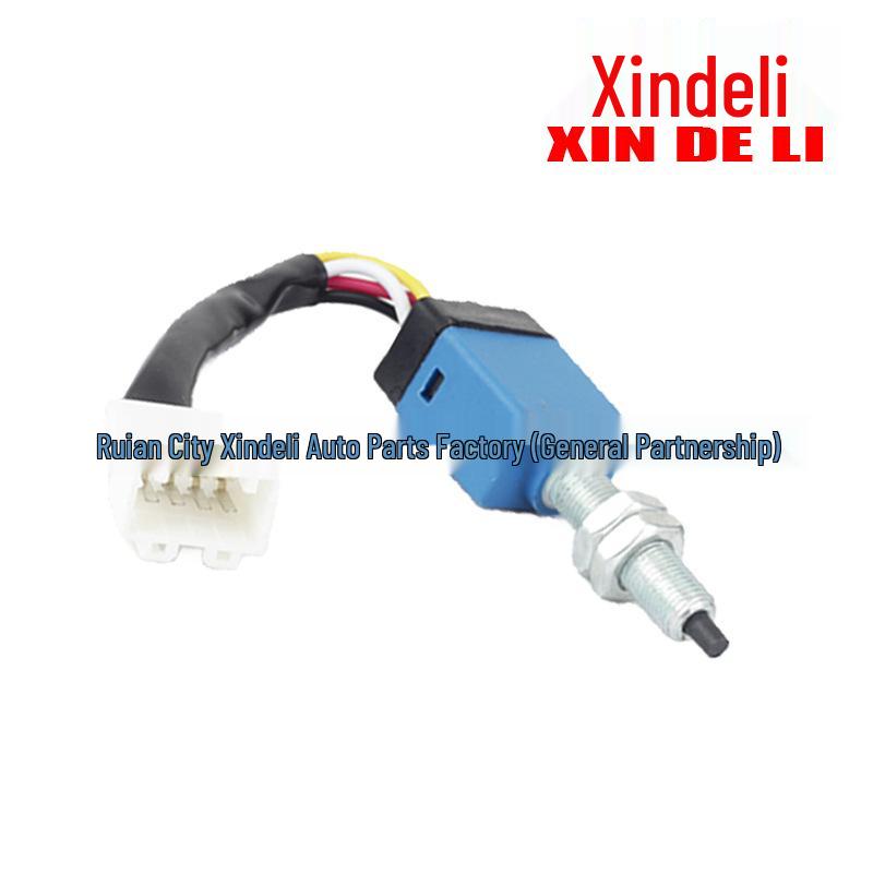 

15-16 Wuling Baojun 560 Clutch Switch 23933539 Fine 4P