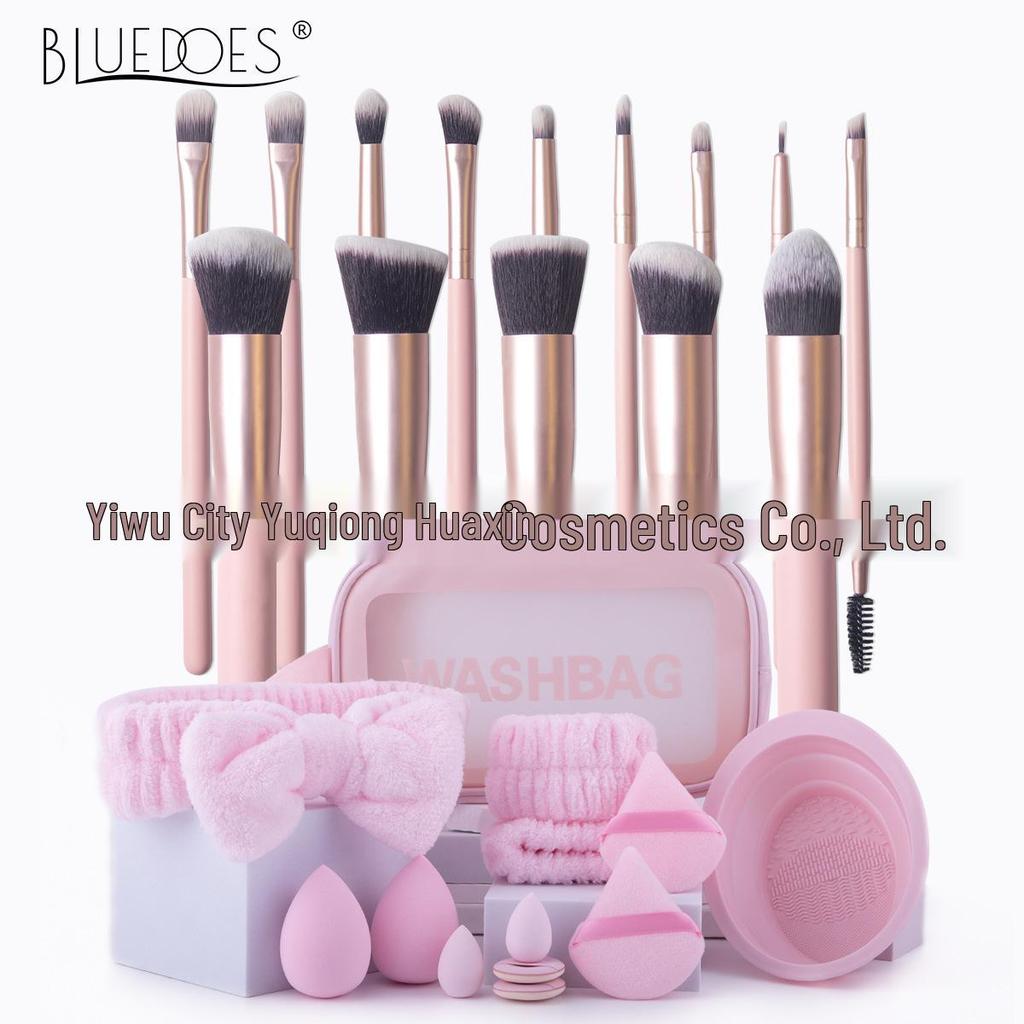 33-Piece Makeup Brush Set with Super Soft Beauty Sponge and Eyeshadow & Foundation Brushes