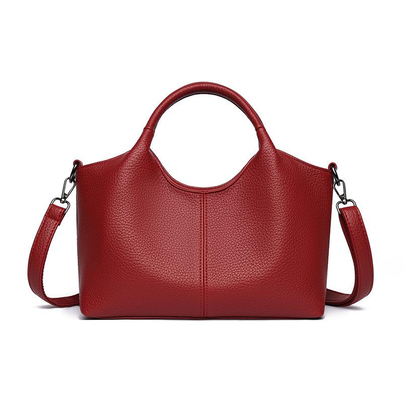 Textured soft leather women's handbag 2026 new light commuting large capacity shoulder messenger bag