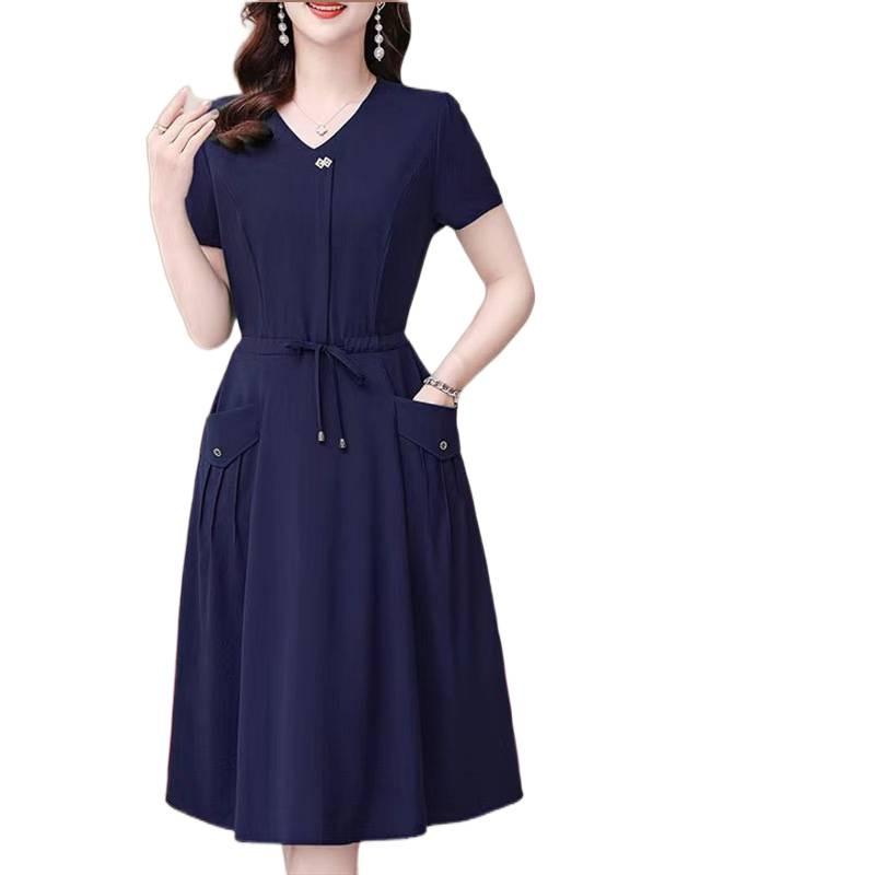 Elegant Mulberry Silk V-neck Dress for Mothers - Women s Summer Fashion, Slimming A-line Cinched Waist Skirt XL recommended 90-105 lbs красный