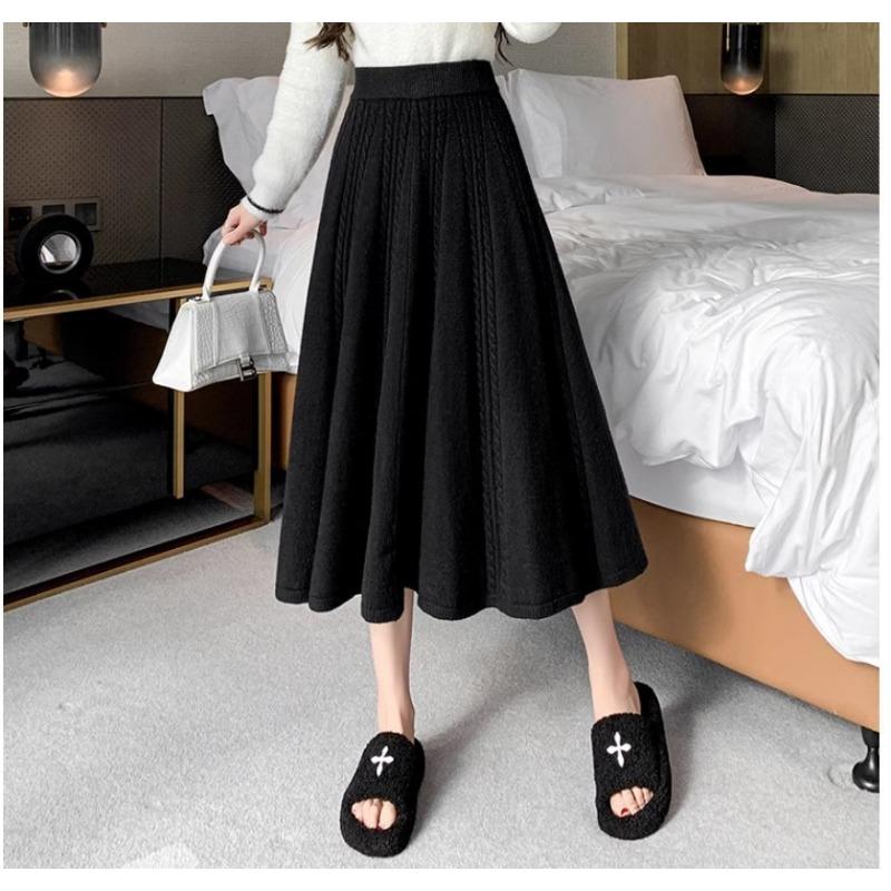 Women's Autumn and Winter Twisted Knitted Woolen Half-body Skirt