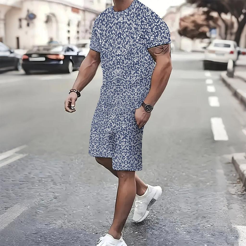 Men Diagonal Orange Yellow Stripe Split Print Short Sleeve Tee And Matching Shorts Two Piece Outfit