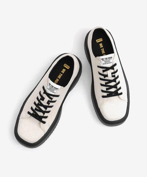 [WETHEROAD] Liquid Square Toe Sneakers Ivory WTRD3600