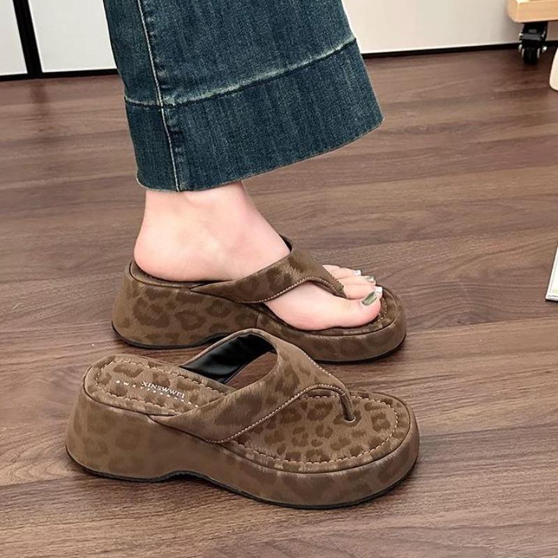 Fashion Summer Leopard Flip Flops Women Slippers Fashion Platform Wedges Heeled Slides Ladies Elegant Street Style Shoes Pantuflas Mujer