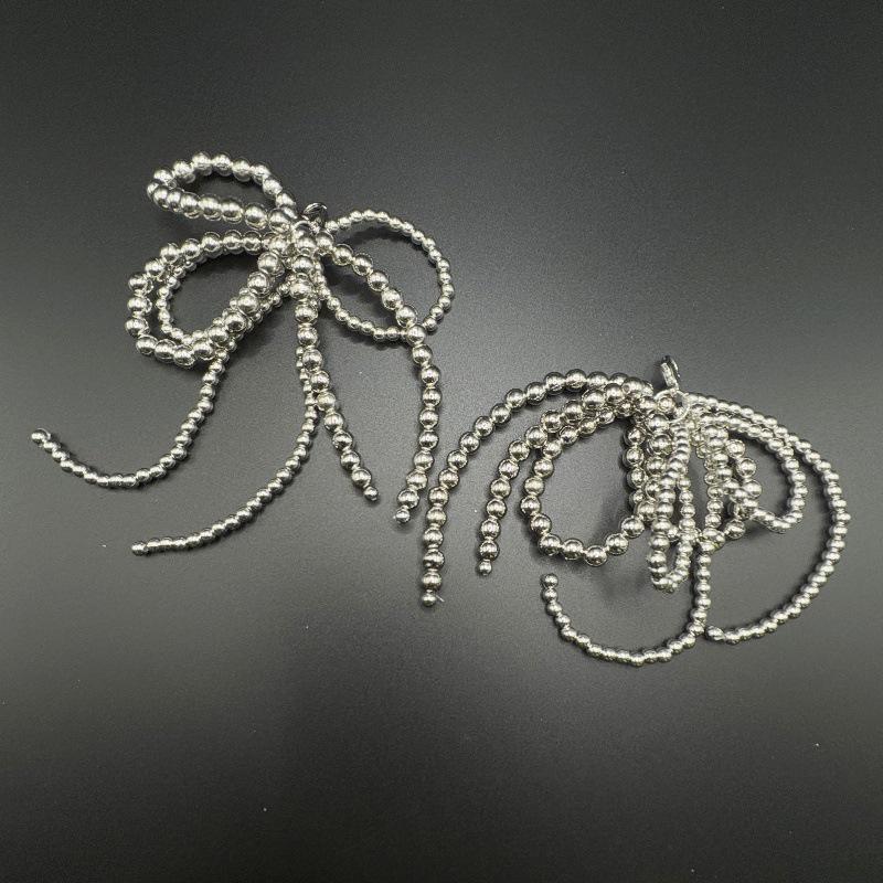 Korean Pearl Bow Shoe Buckle: Versatile Pearl String Shoe Accessory for Sneakers