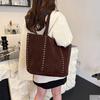 Damen Wildleder Umhängetasche mit Nieten Hobo Tasche Große Kapazität Geldbörse Handtasche Lässige Tasche Pendler Reise Tragetaschen Achseltasche Bolsa