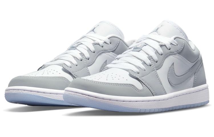 Jordan 1 Grigio Lobo Basso da Donna DC0774-105