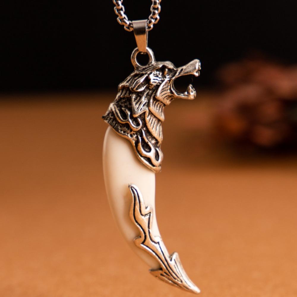 Vintage Imperious Resin Wolf Tooth Pendant Necklace for Women Men Personality Stainless Steel Snake Bone Necklace Jewelry Gifts