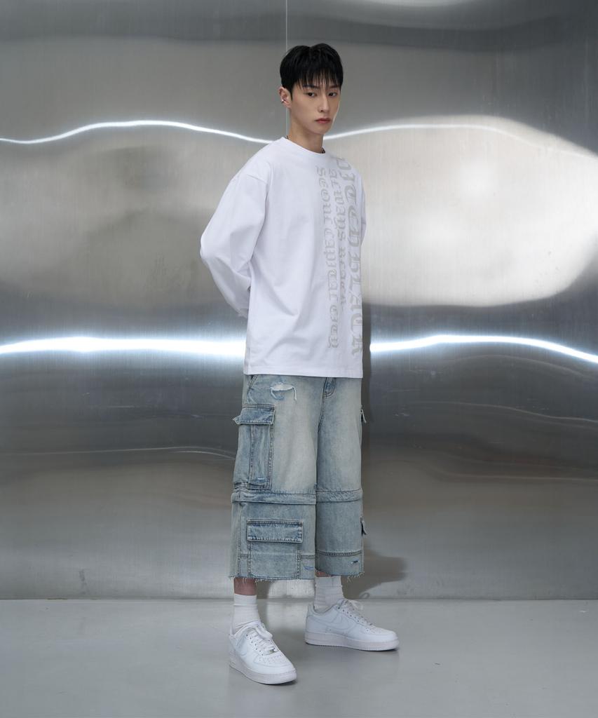 Pichibeullaeg Vertical Logo Long Sleeve Tee (White)