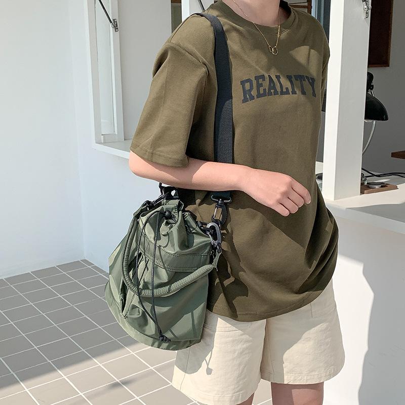 Designer Bucket Bag  Polyester Versatile Drawstring Pleated Bag Large Capacity Lightweight Unisex Style Handheld Nylon Bag