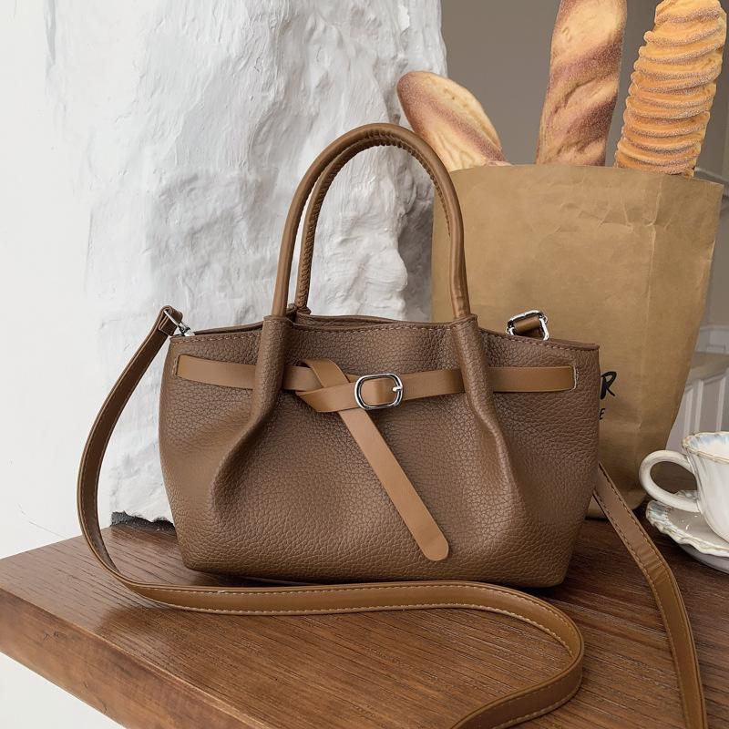 Cool Small Bag, Fashionable Crossbody Bag, Exquisite Handbag with A Bucket Shape, Small Tote Bag