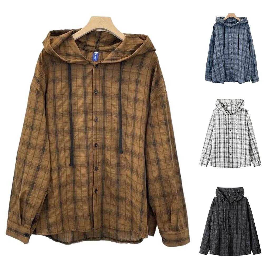 The New Long-sleeved Hooded Checkered Coat Has A Relaxed And Casual Style With Loose Buttons. It Is A Casual And Fashionable Hooded Sweatshirt