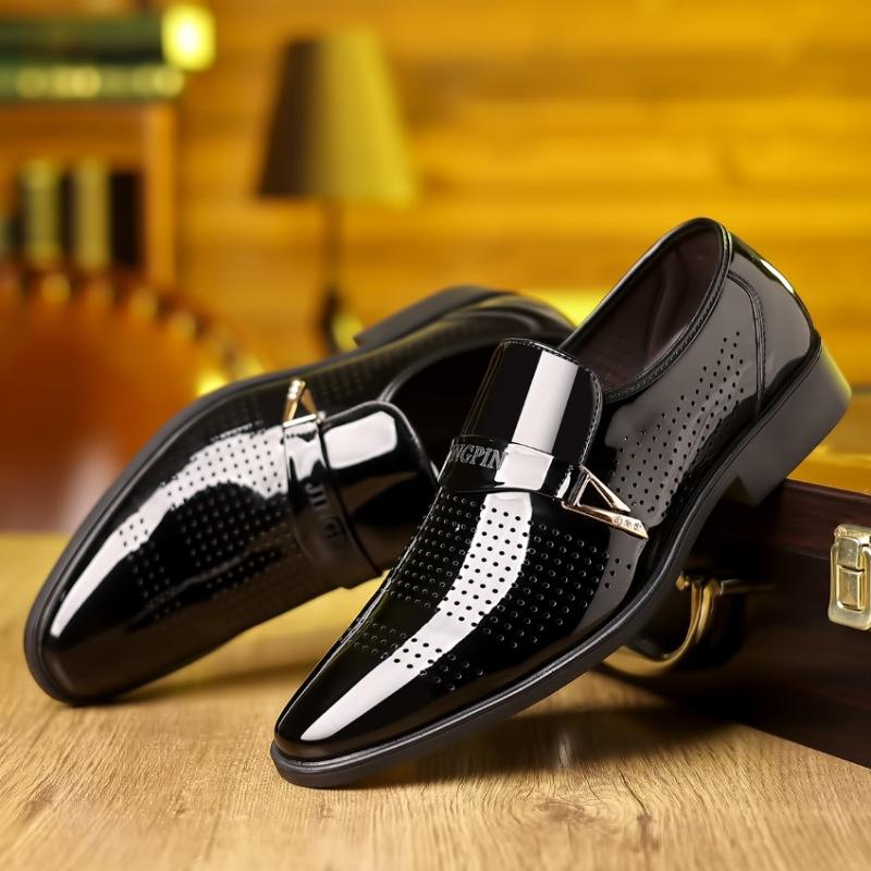 Nya herrskor i VIT andningsbar lackläder Casualskor Herr Slip On Loafers Bröllopsklänning Återträff Skodon Zapatos Hombre