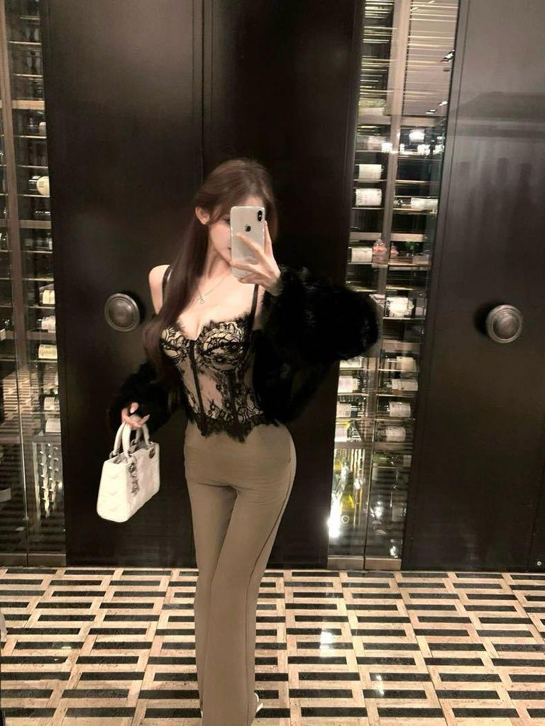 Sexy European & American Lace Eyelash Slimming Vest