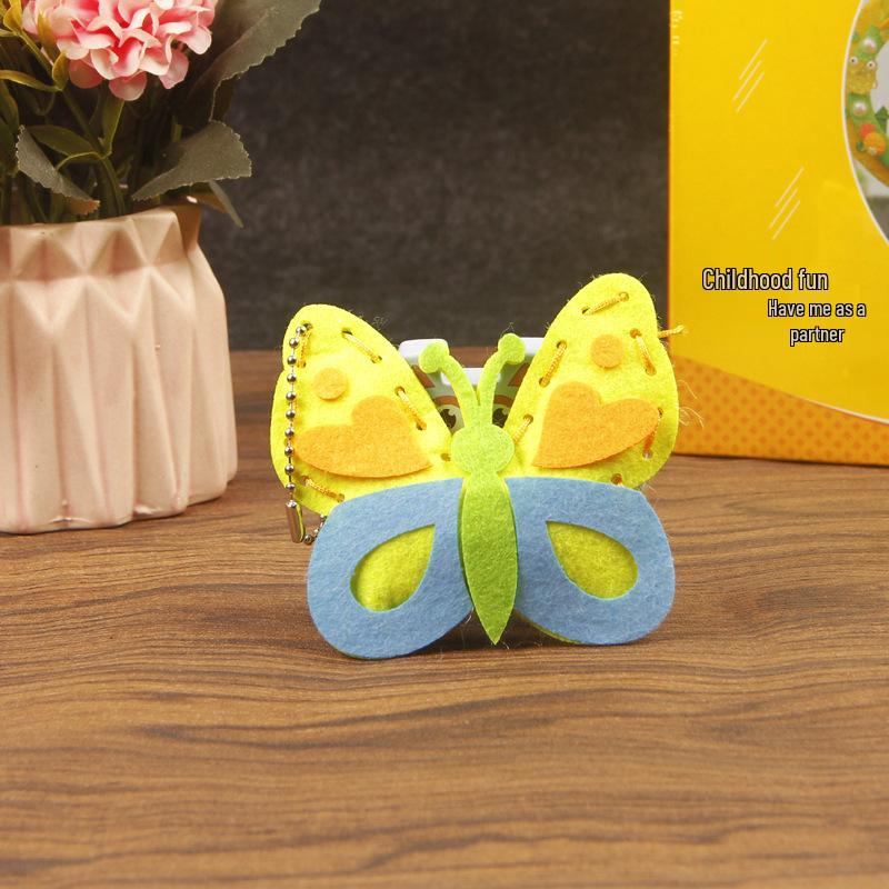 Kit de manualidades para llaveros de animales DIY para niños: Adornos Creativos de Costura No Tejidos