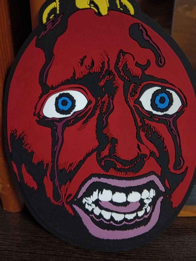 

[USED] Red Face Character Figure