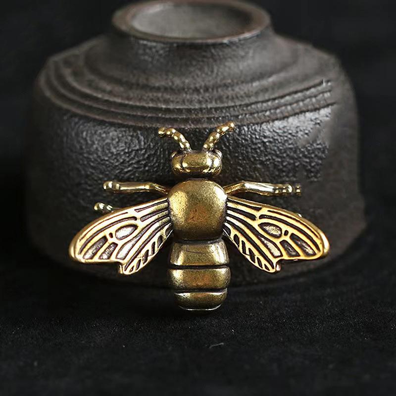 Brass Crafts Bee Ornament Office Model Ornament Home Study Ornament Ornament