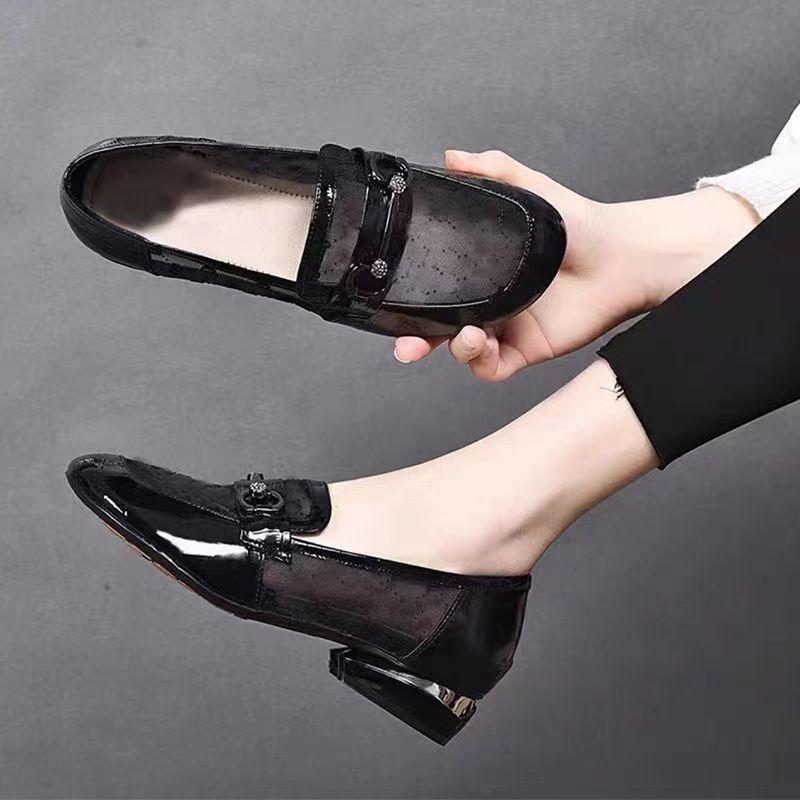 

Popular mesh leather women s shoes 2025 new loafer hollow thin single shoes spring and summer flat-soled soft-soled leather shoes 35 чёрный