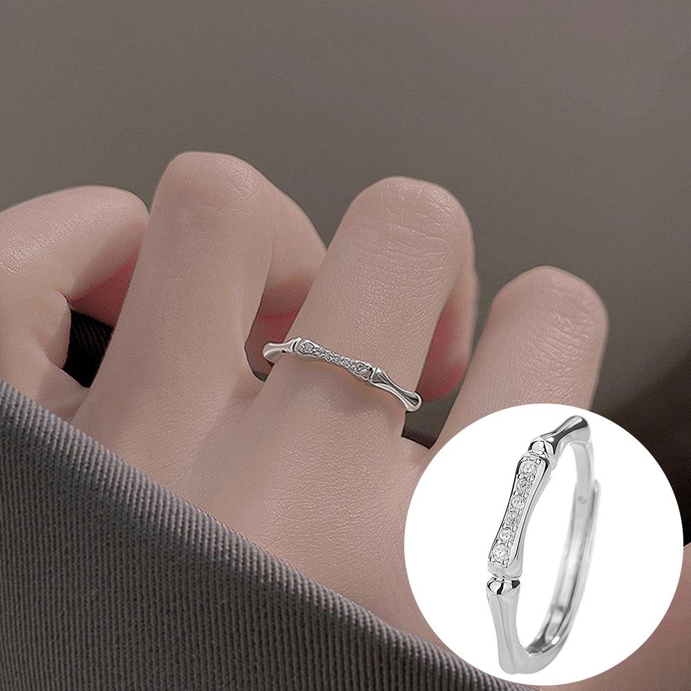 Exquisiter offener Goldring: Japanischer & Koreanischer Stil, Dünnes Band mit Diamanten besetzt, Stapelbarer & Eleganter Fingerschmuck