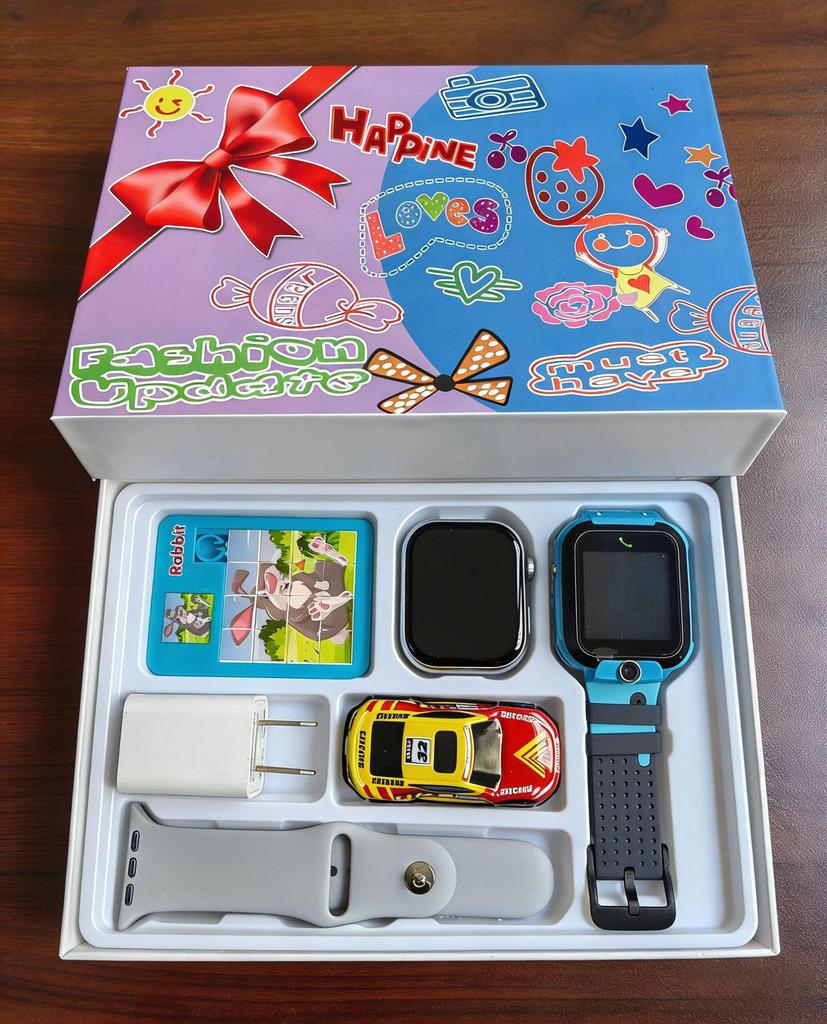 Smart Q9 S4 Touchscreen Watch with Camera for Kids and Seniors