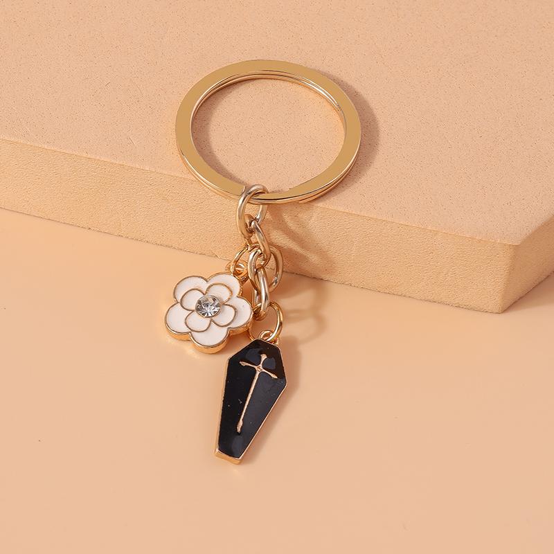 Gothic Alloy Cross Coffin Key Chain Steampunk Keyring Pendant for Car Key Holder Men Women Handbag Decor Jewelry Gift