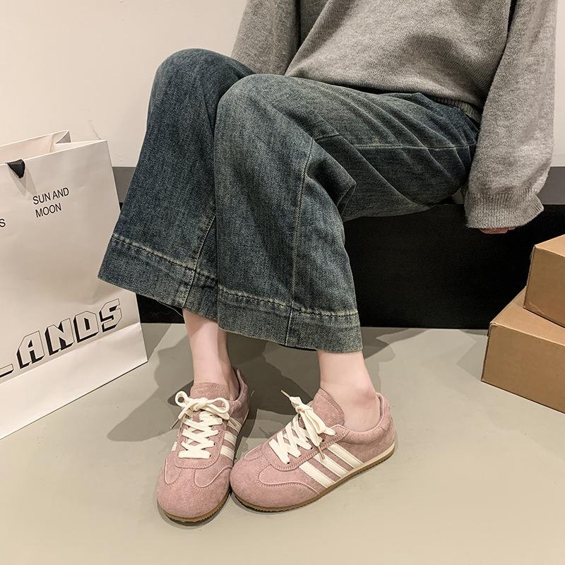 Retro red women's new spring versatile flat-bottomed sports and leisure board shoes women's shoes