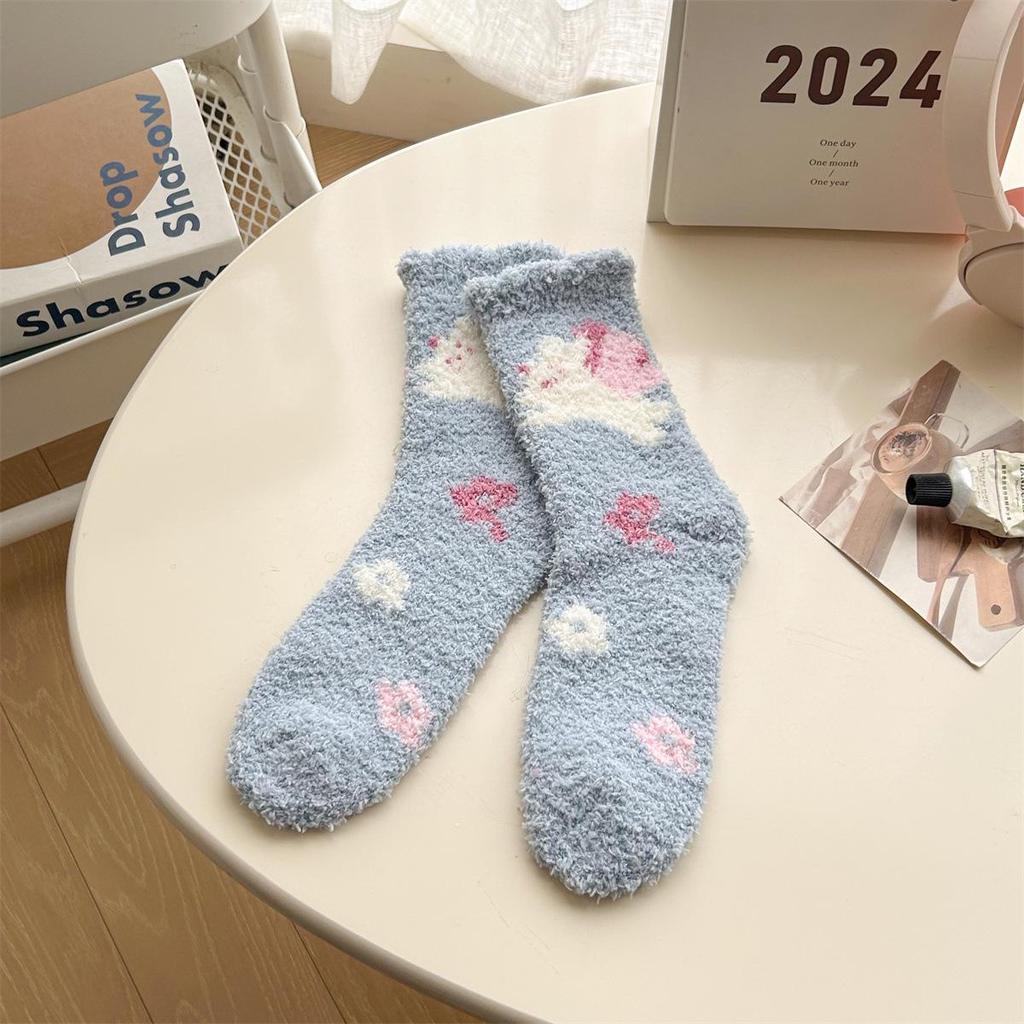 Women's Plus Velvet Thickened Coral Fleece Mid-Calf Home and Sleep Socks - Cute and Plush Cartoon Design for Autumn and Winter