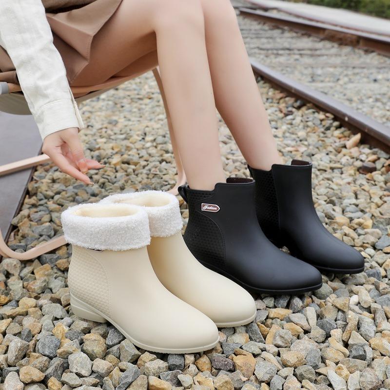 Fashion Rain Shoes Women's New Adult Outer Wear Rain Boots Work Non-slip Kitchen Rubber Shoes Medium Tube Water Shoes