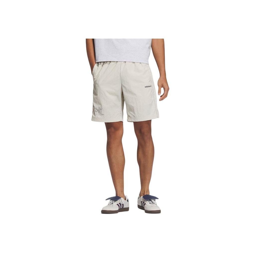 Adidas Originals X Disney Co-Branded HDL Shorts Mid-Waist Embroidered Logo Casual Shorts Men Shorts Clear-Brown JP1416