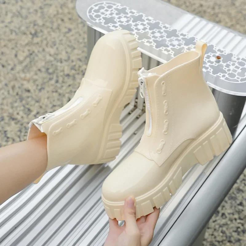 Fashion Women Thick Soled Rain Boots Non-Slip Fashion Outdoor Wear-resistant Rubber Waterproof Shoes Women Jelly Soft Soled Rain Boots