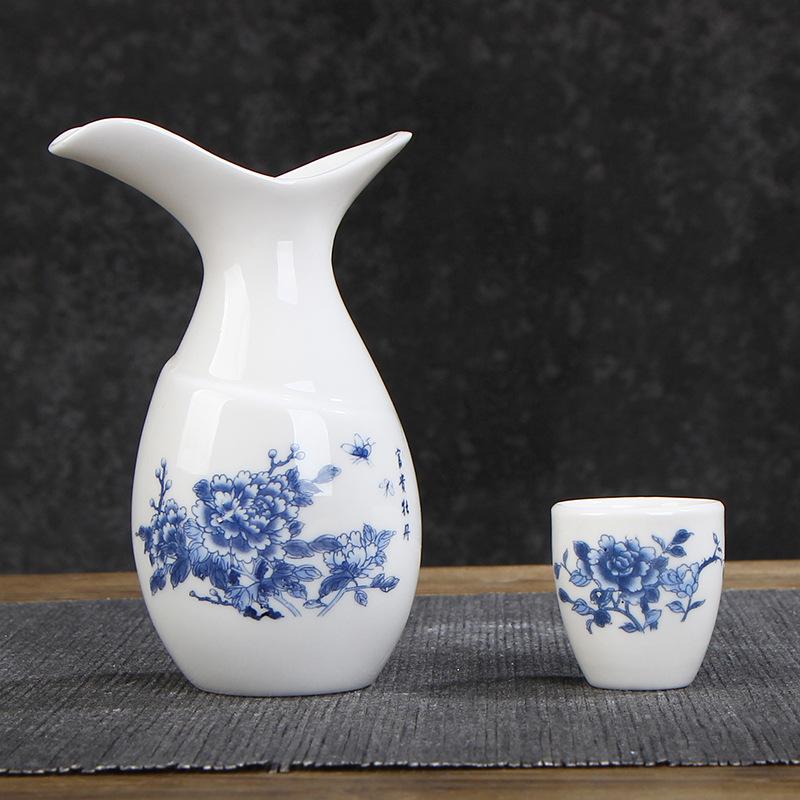 Vintage Ceramic Sake Pot Set 1 Bottle 6 Cups Small Wine Cups Baijiu Cup Japanese Household Sake Pot Bar Set In Gift Box 2025 New
