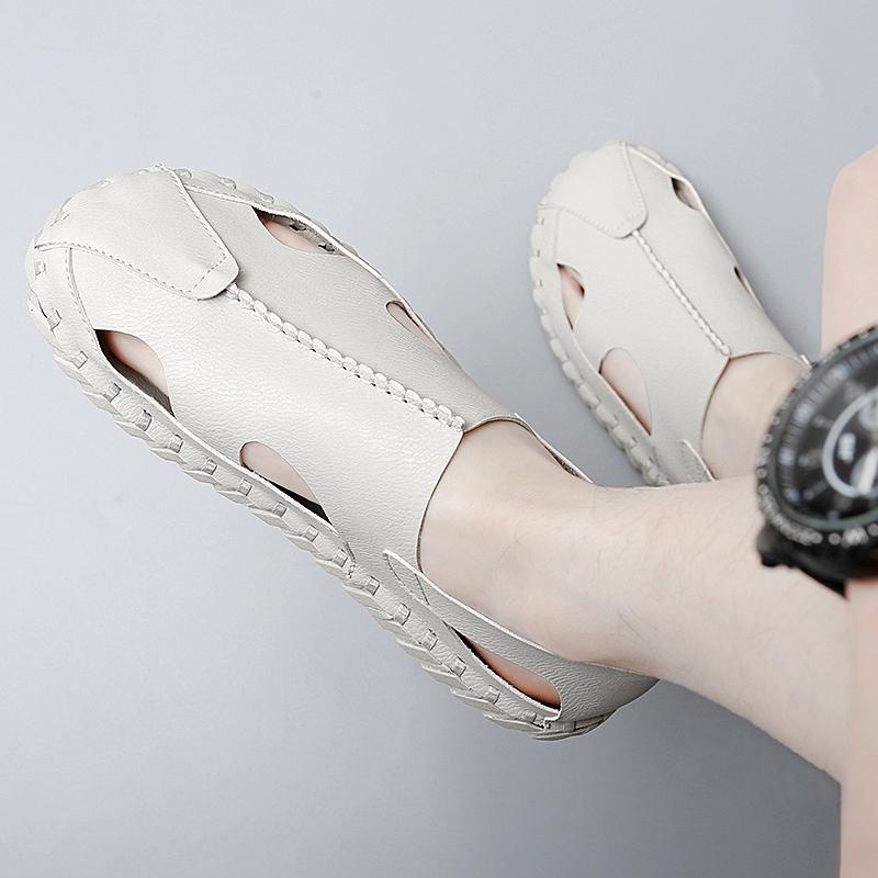 Fashion Summer Men’s Leather Sandals Lightweight Outdoor Shoes Handmade Shoes Sandals Slippers Designer Male Party Driving Beach Sandals