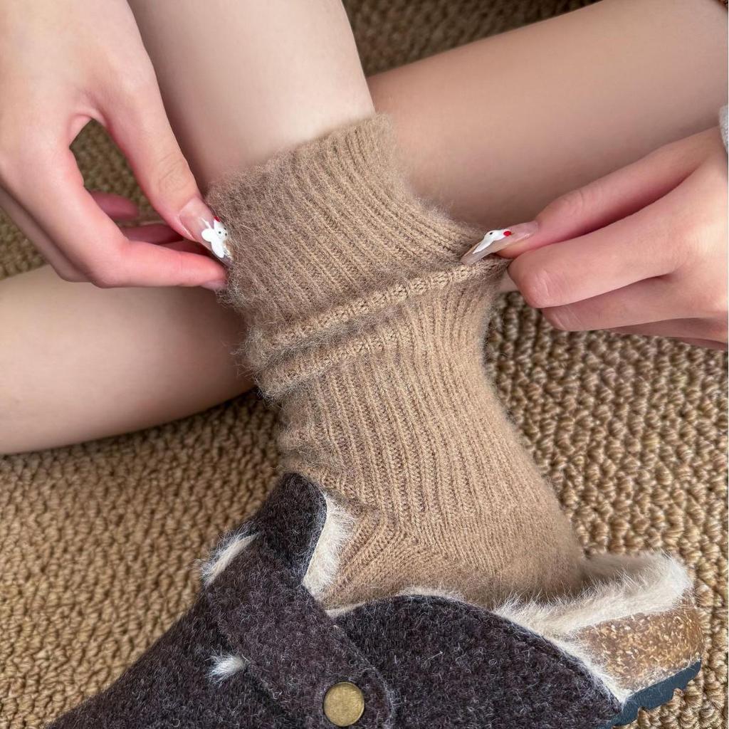 Dame Ull Mellomlange Sokker: Koselig, tykk kasjmir for høst og vinter