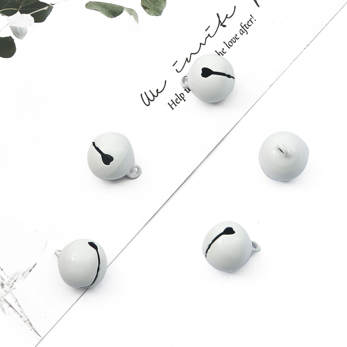 

100Pcs/Lot Colorful Iron Loose Metal Beads Jingle Bells Christmas Decoration Pendants Diy Material Crafts Christmas Bells AVE белый
