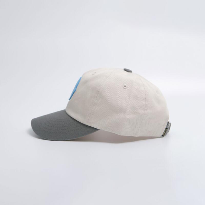 

Basic D Embroidered Cotton Cap 4 Color Baseball Cap All black
