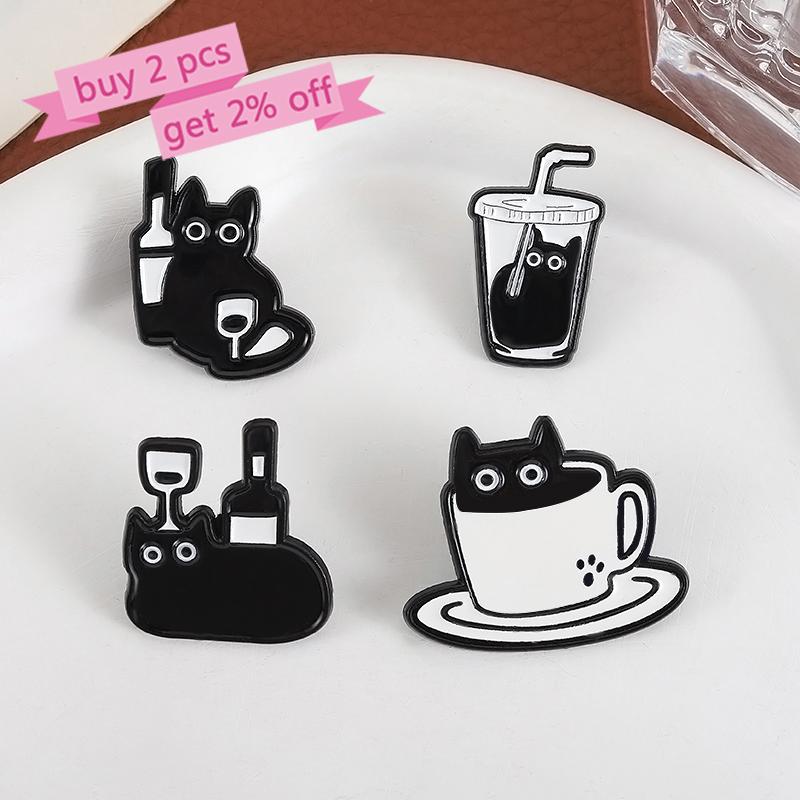 Czarny Kot Kawa Emaliowane Przypinki Własny Kot Czerwone Wino Herbata Mleczna Broszki Klapy Odznaki Ubrania Biżuteria Zwierzęca Prezent dla Dzieci Przyjaciół