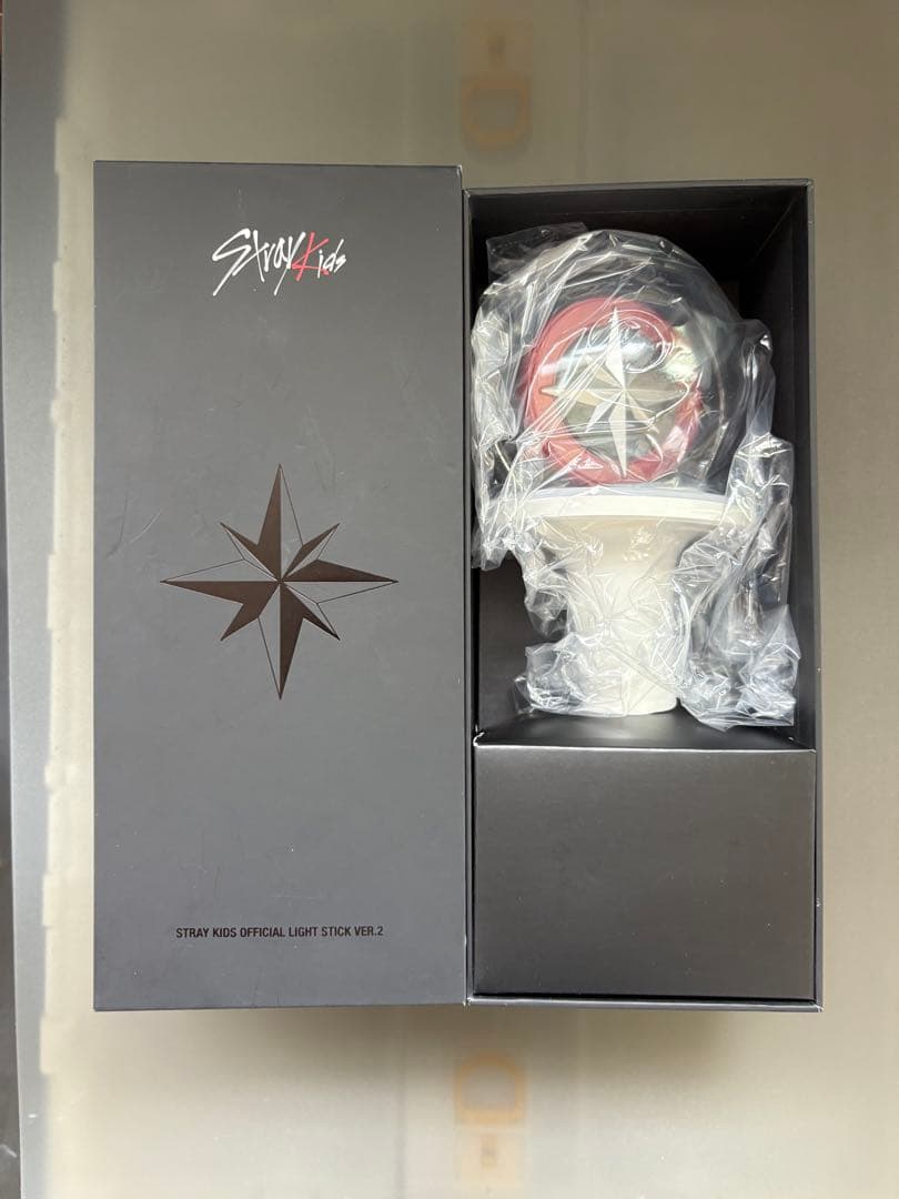 

[Б/У] Официальный лайтстик Stray Kids Ver.2 №867